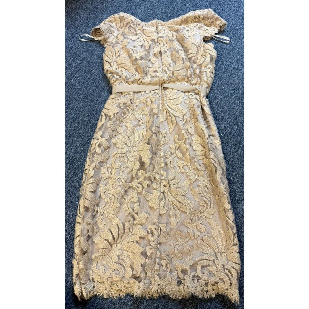 Tadashi Shoji Nude Beige Floral Embroidery Lace Overlay Pencil S/S Dress Size 6P - Picture 4 of 6